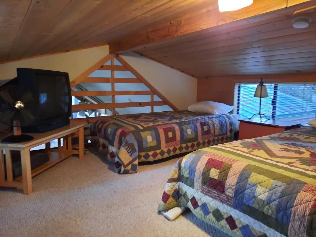 Willamette Pass Inn&Chalets Odell Lake Exteriör bild